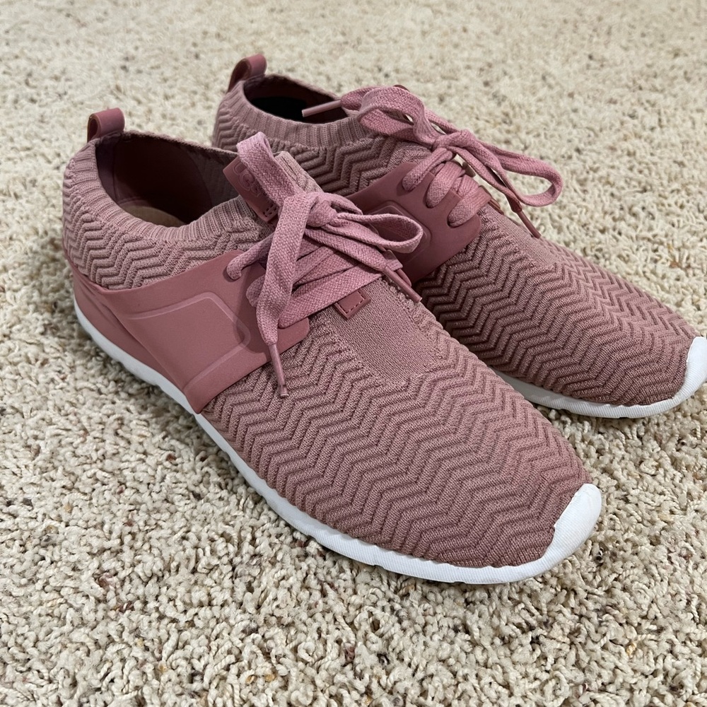 Treadlite by UGG Willows Trainer (US 10)